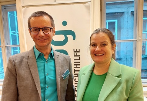 Martin Weber  und Andrea Lins-Hofellner nebeneinander